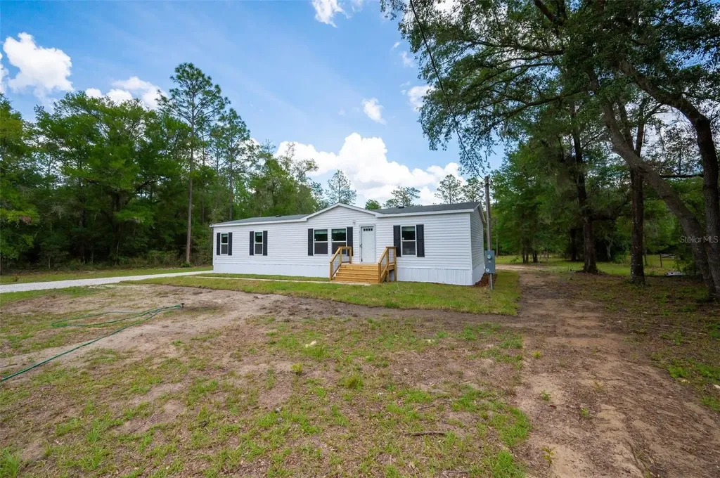 6951 NE 104 Court Bronson FL 32621