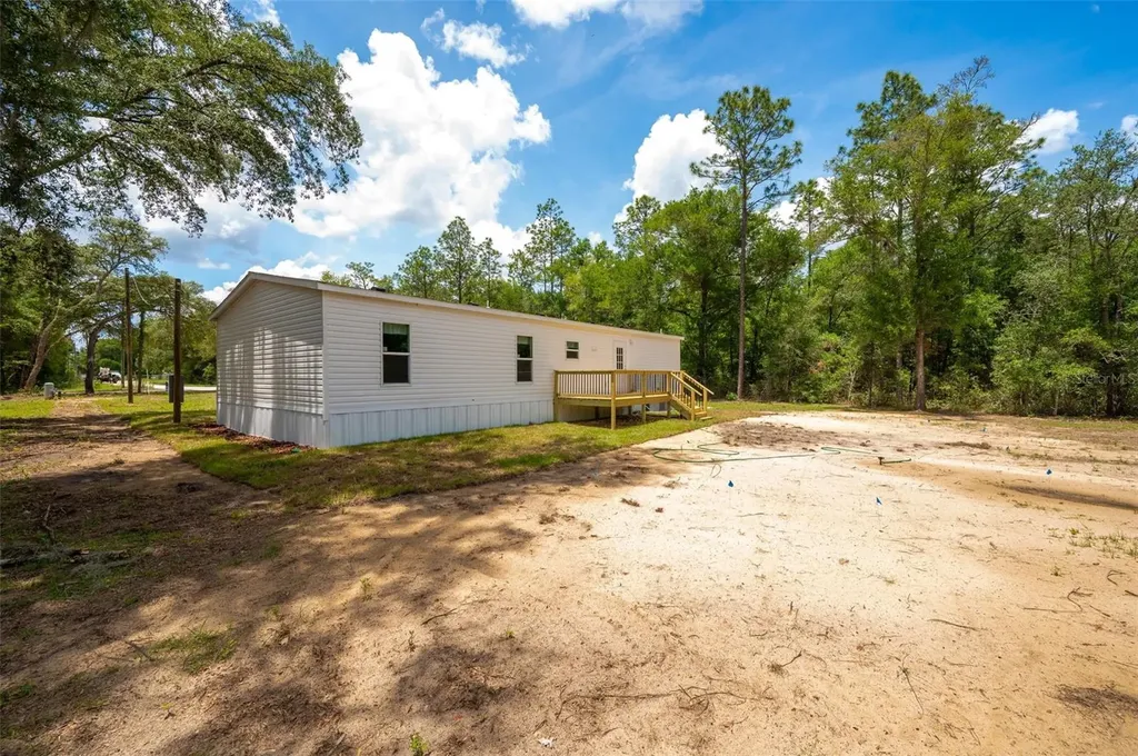 6951 NE 104 Court Bronson FL 32621