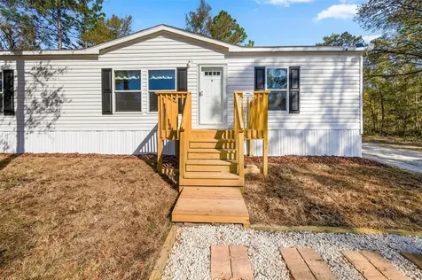 6951 NE 104 Court Bronson FL 32621