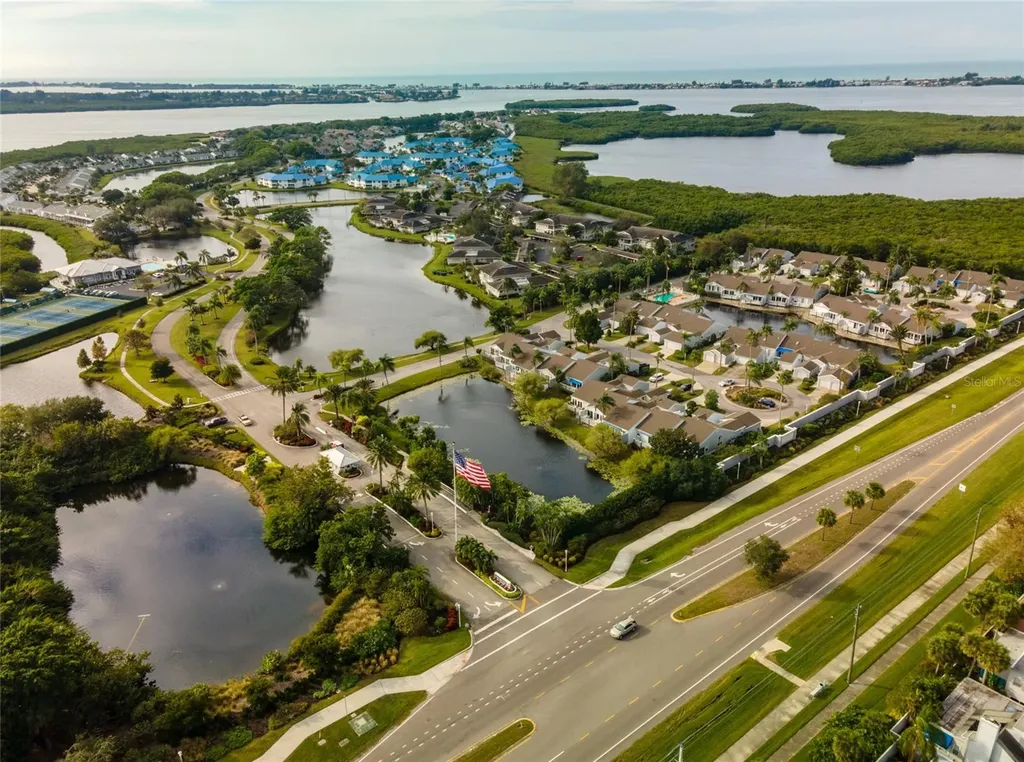 504 Woodstork Circle Bradenton FL 34209