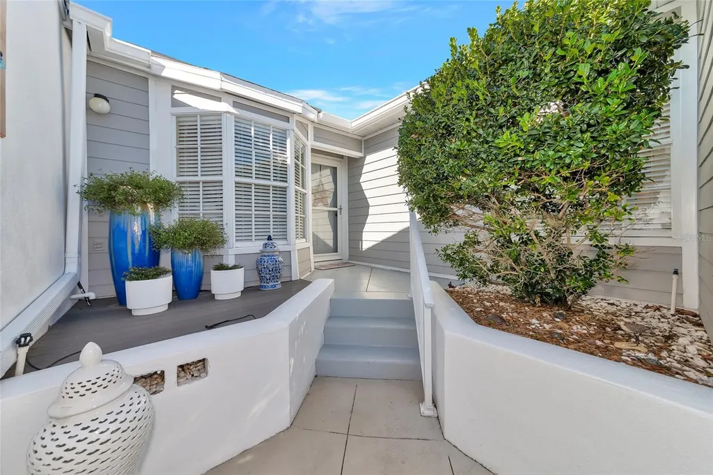504 Woodstork Circle Bradenton FL 34209