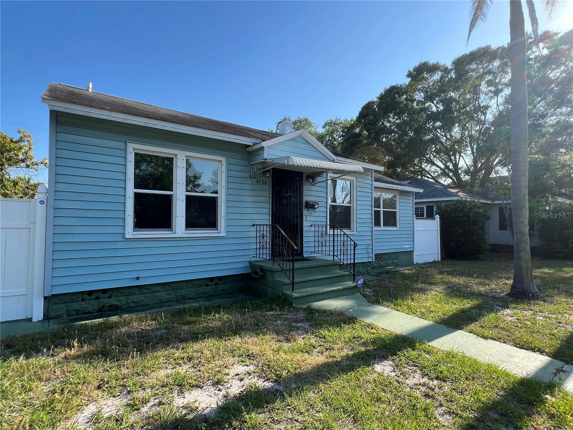 4754 1st Avenue N St Petersburg FL 33713