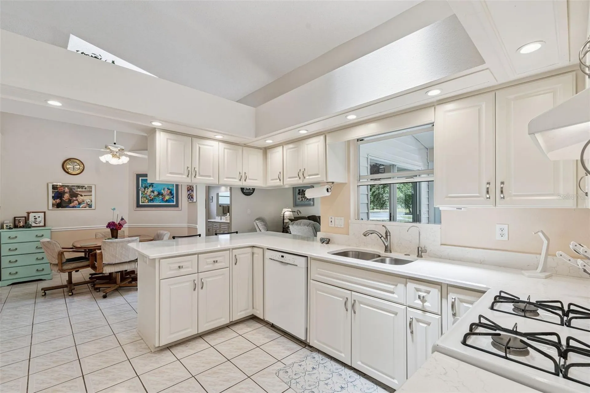 25933 Newcombe Circle Leesburg FL 34748