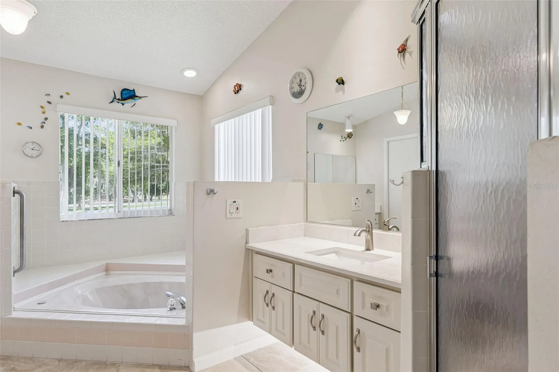 25933 Newcombe Circle Leesburg FL 34748