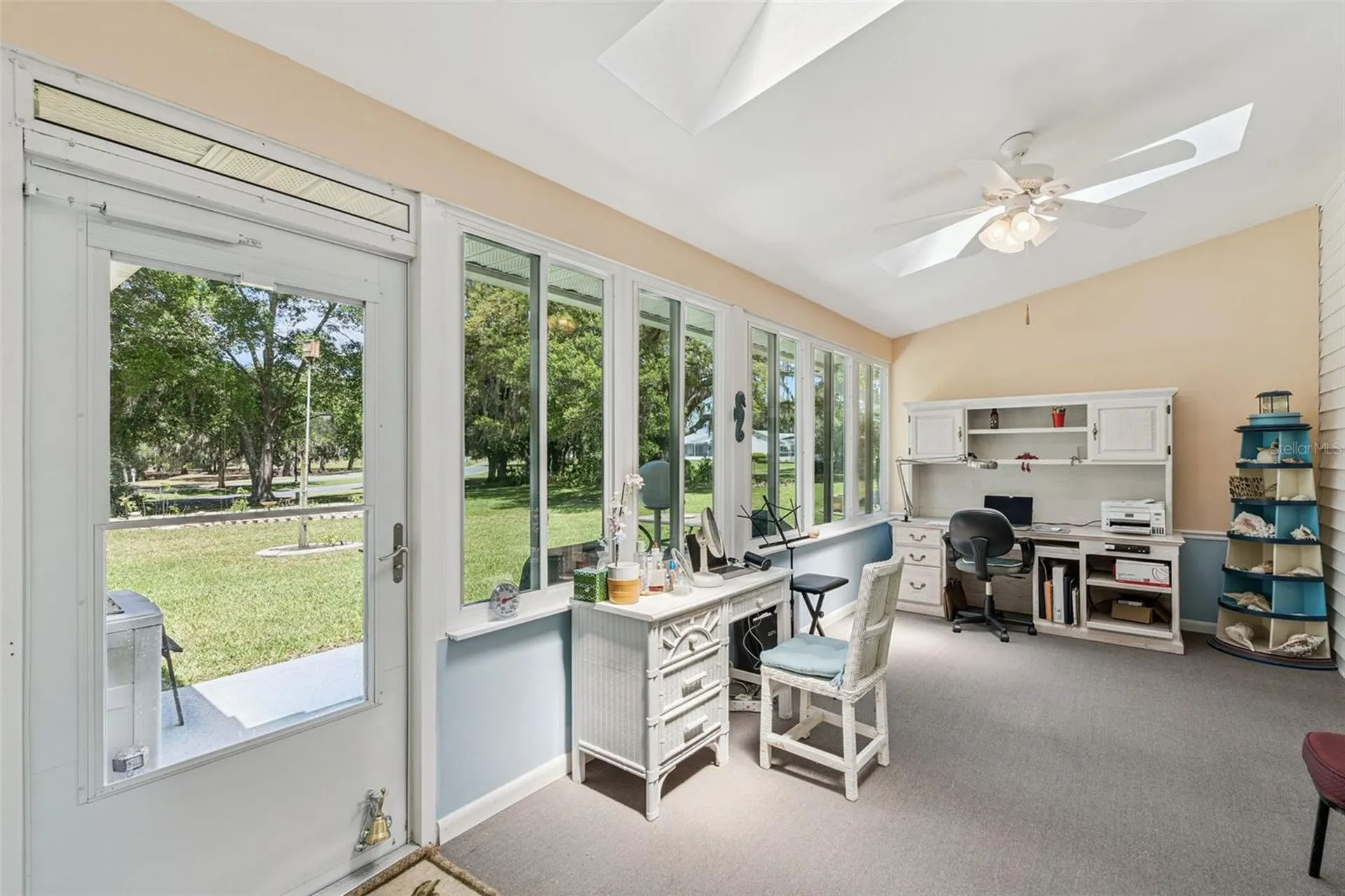 25933 Newcombe Circle Leesburg FL 34748