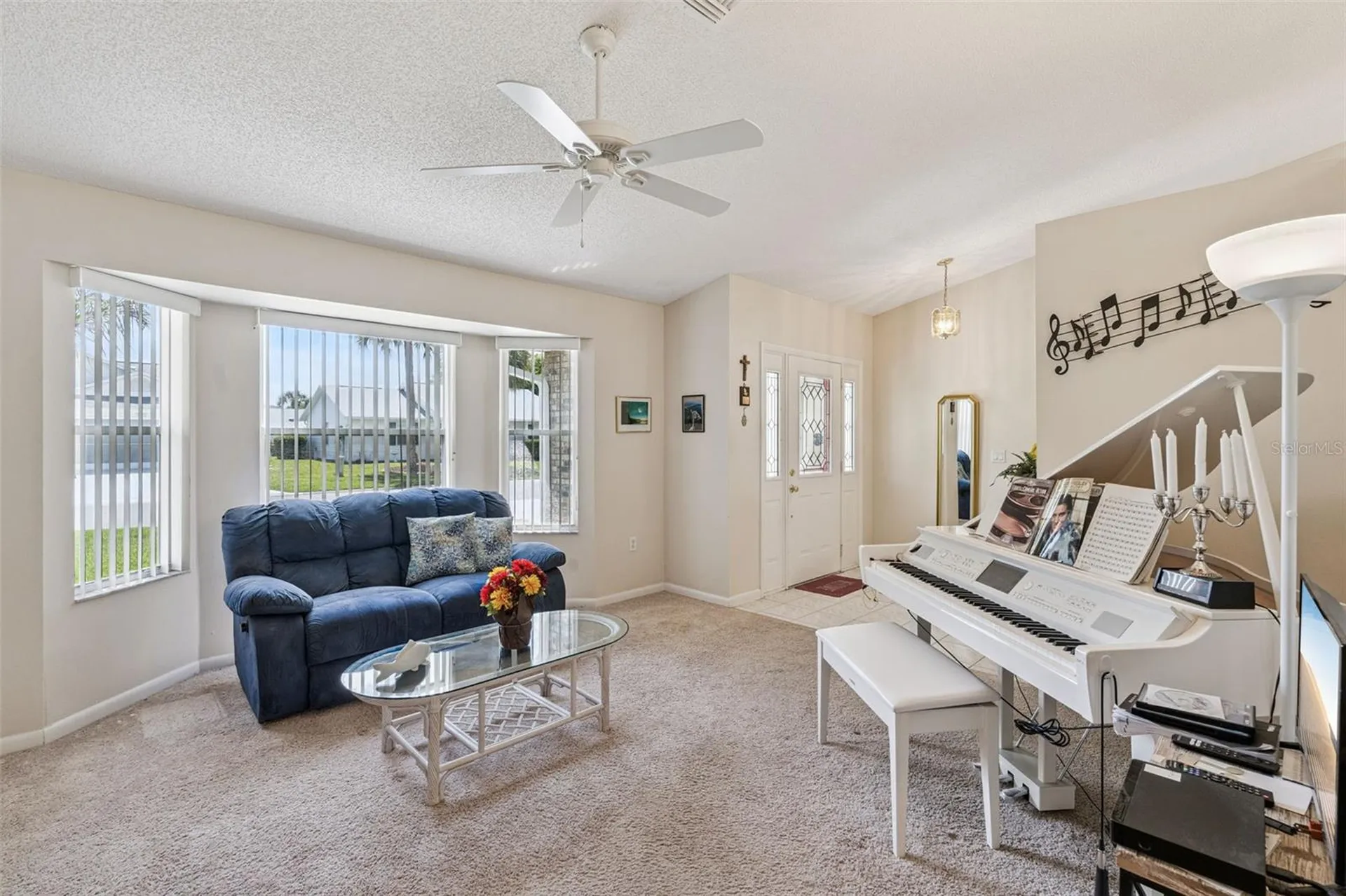 25933 Newcombe Circle Leesburg FL 34748