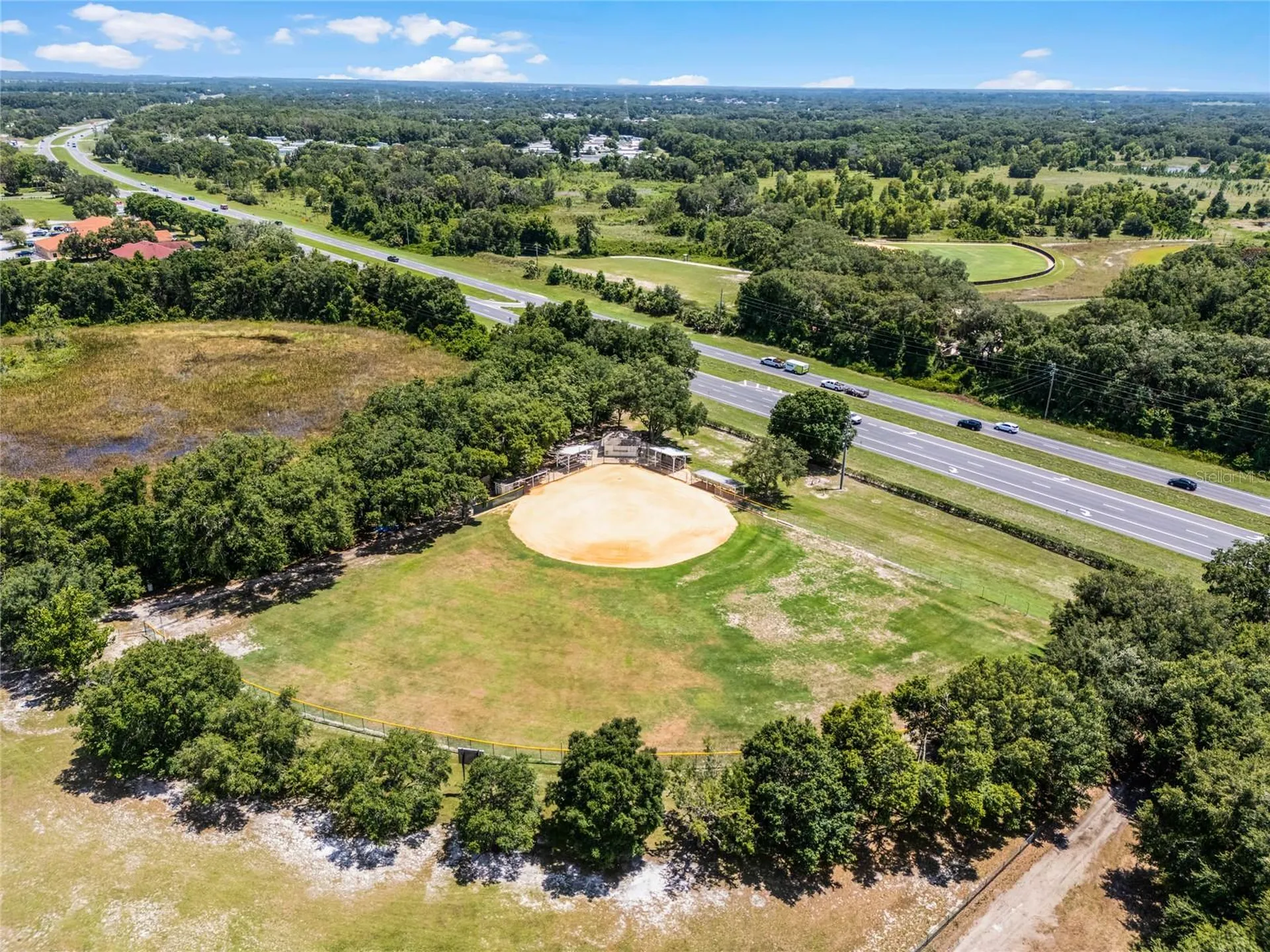 25933 Newcombe Circle Leesburg FL 34748