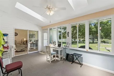 25933 Newcombe Circle Leesburg FL 34748