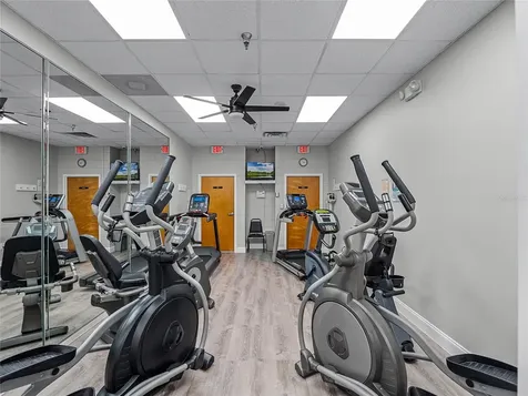 25933 Newcombe Circle Leesburg FL 34748