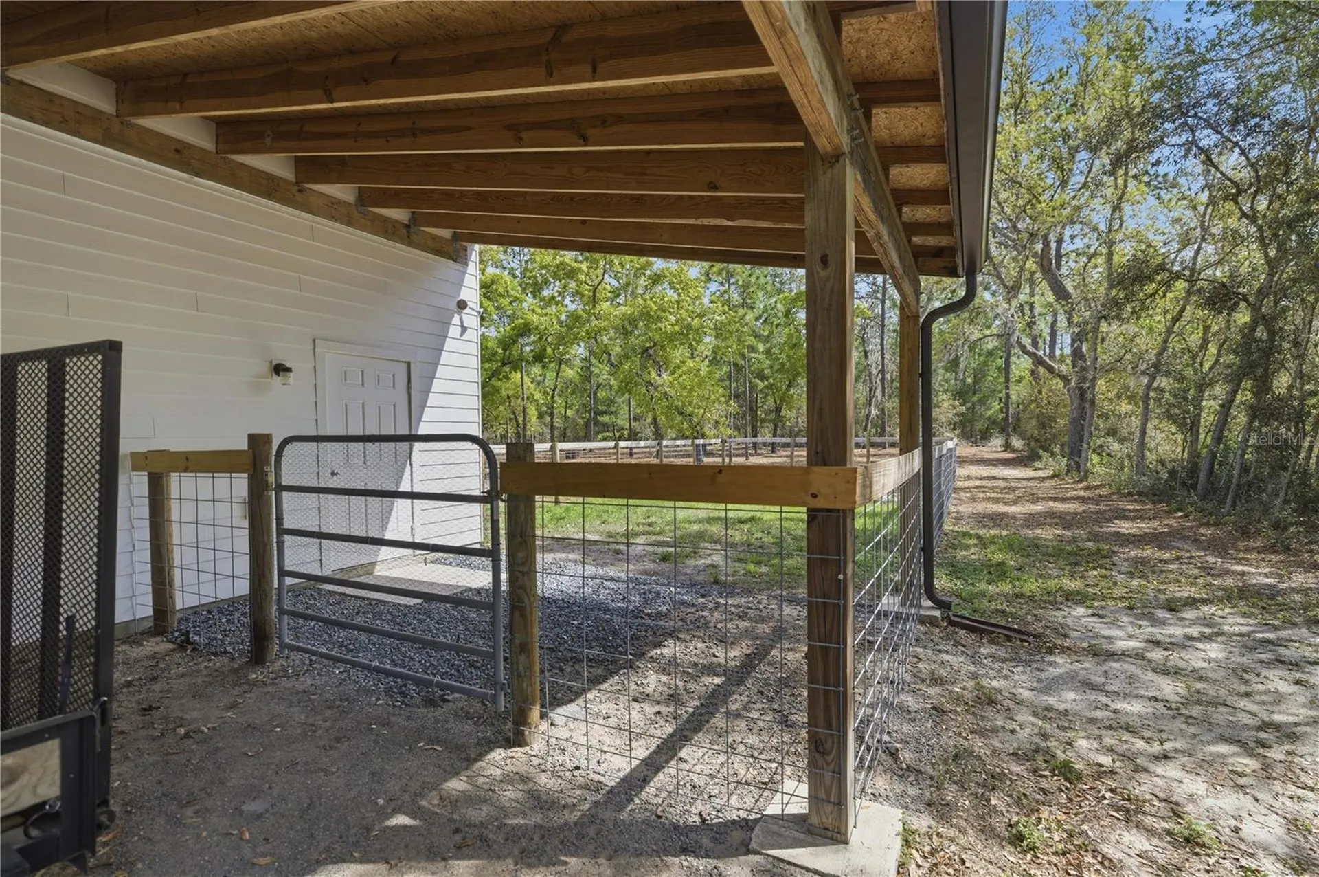 8121 County Road 243b Wildwood FL 34785