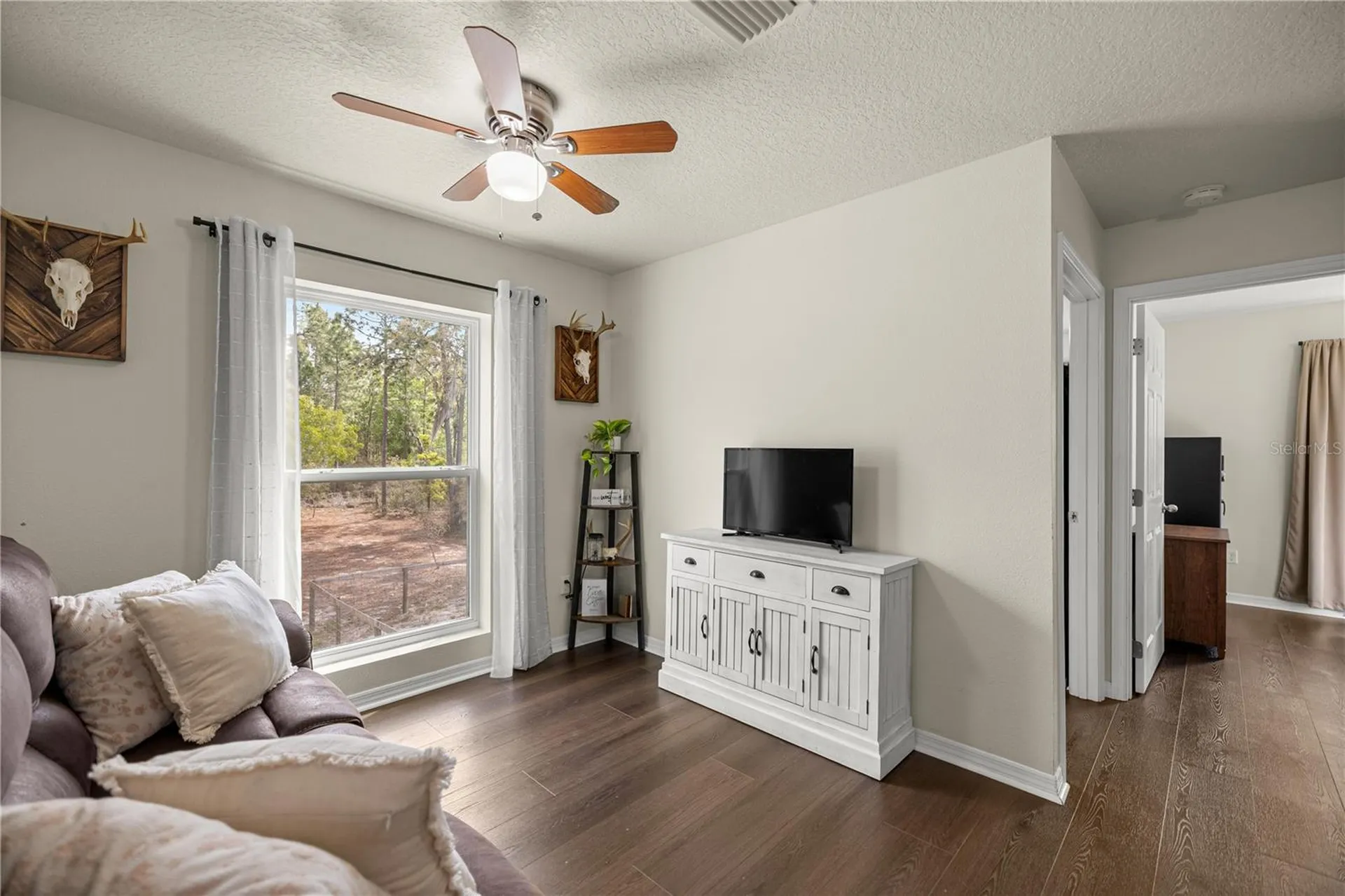 8121 County Road 243b Wildwood FL 34785