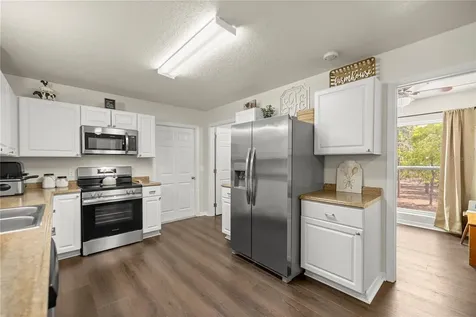 8121 County Road 243b Wildwood FL 34785