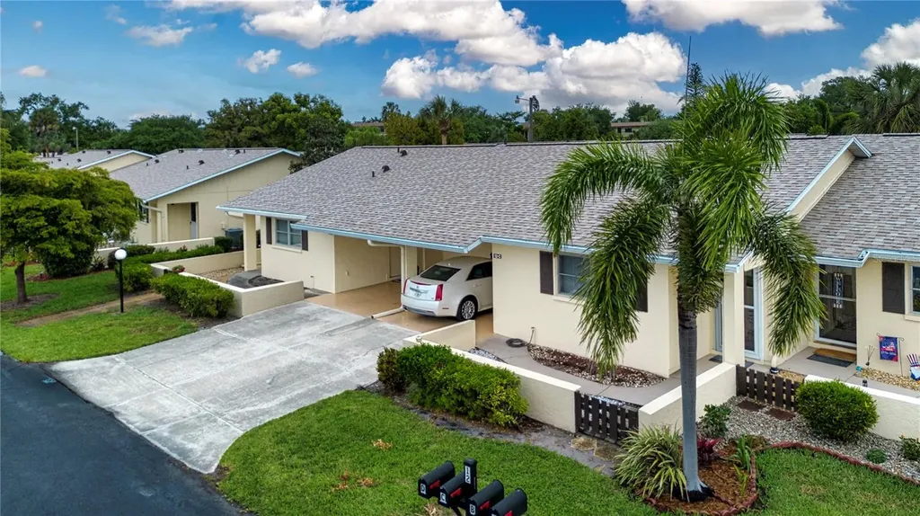390 301 Boulevard W Bradenton FL 34205