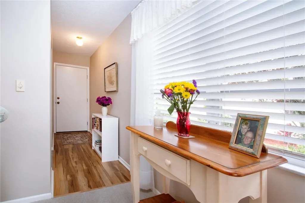 390 301 Boulevard W Bradenton FL 34205