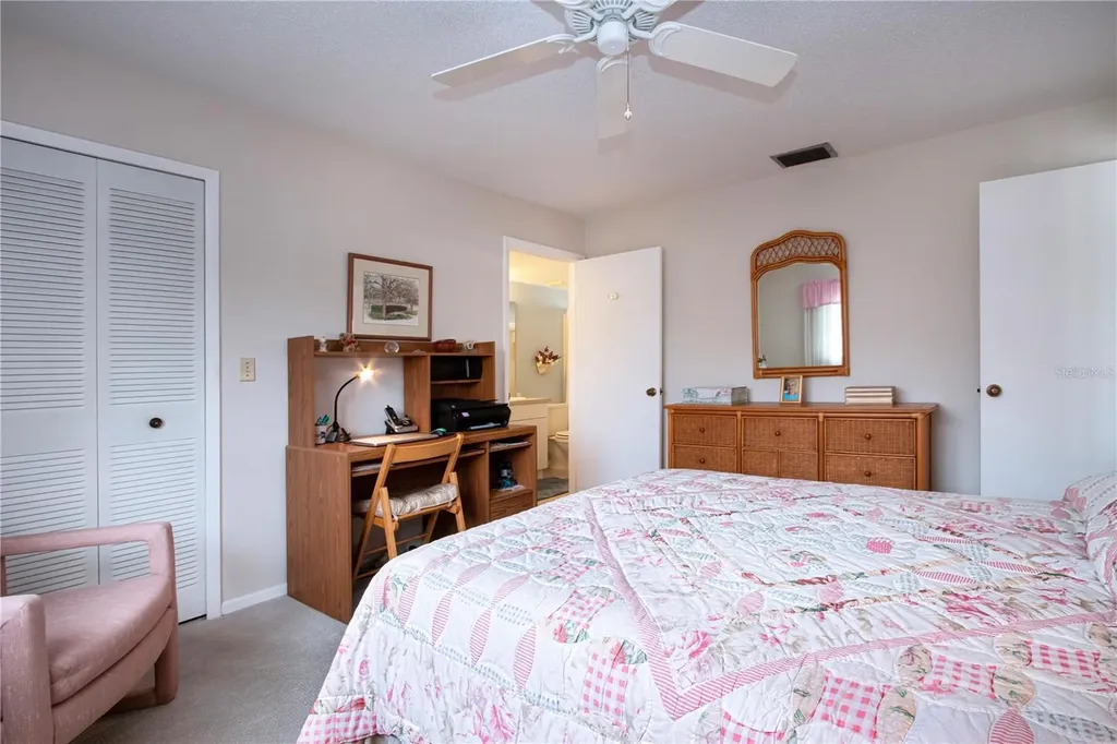 390 301 Boulevard W Bradenton FL 34205
