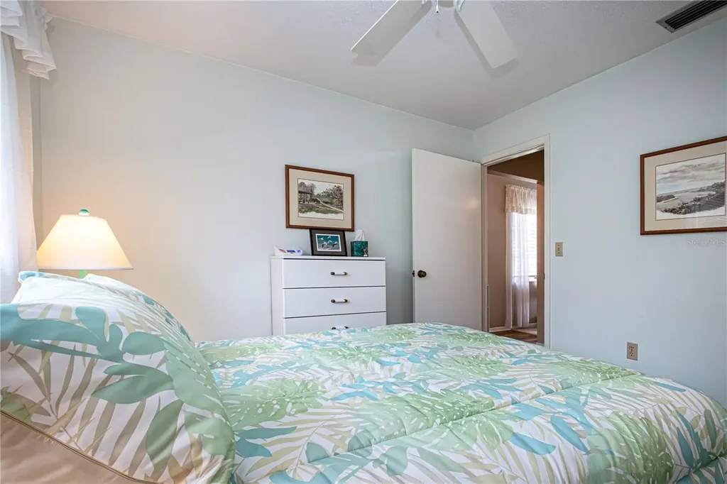 390 301 Boulevard W Bradenton FL 34205