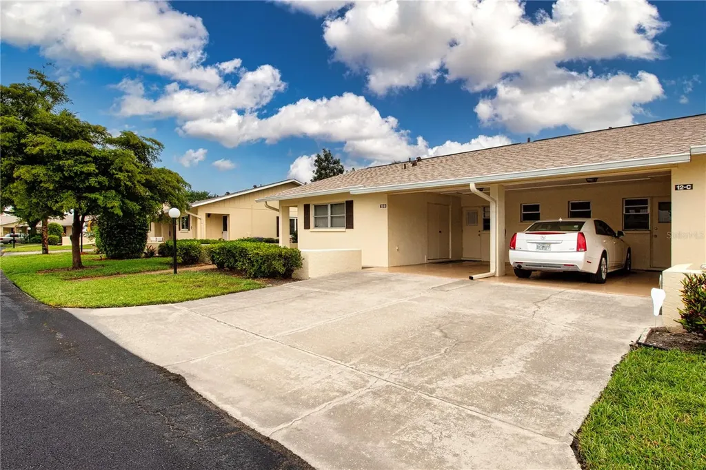 390 301 Boulevard W Bradenton FL 34205