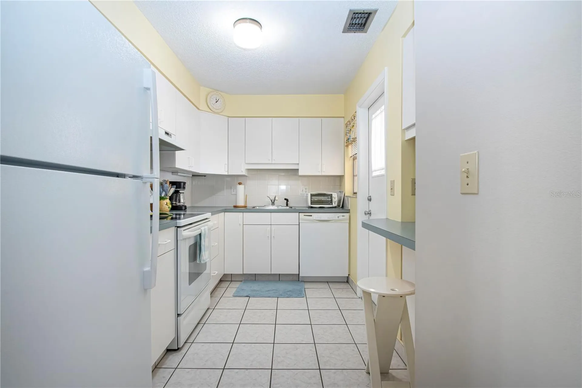 390 301 Boulevard W Bradenton FL 34205