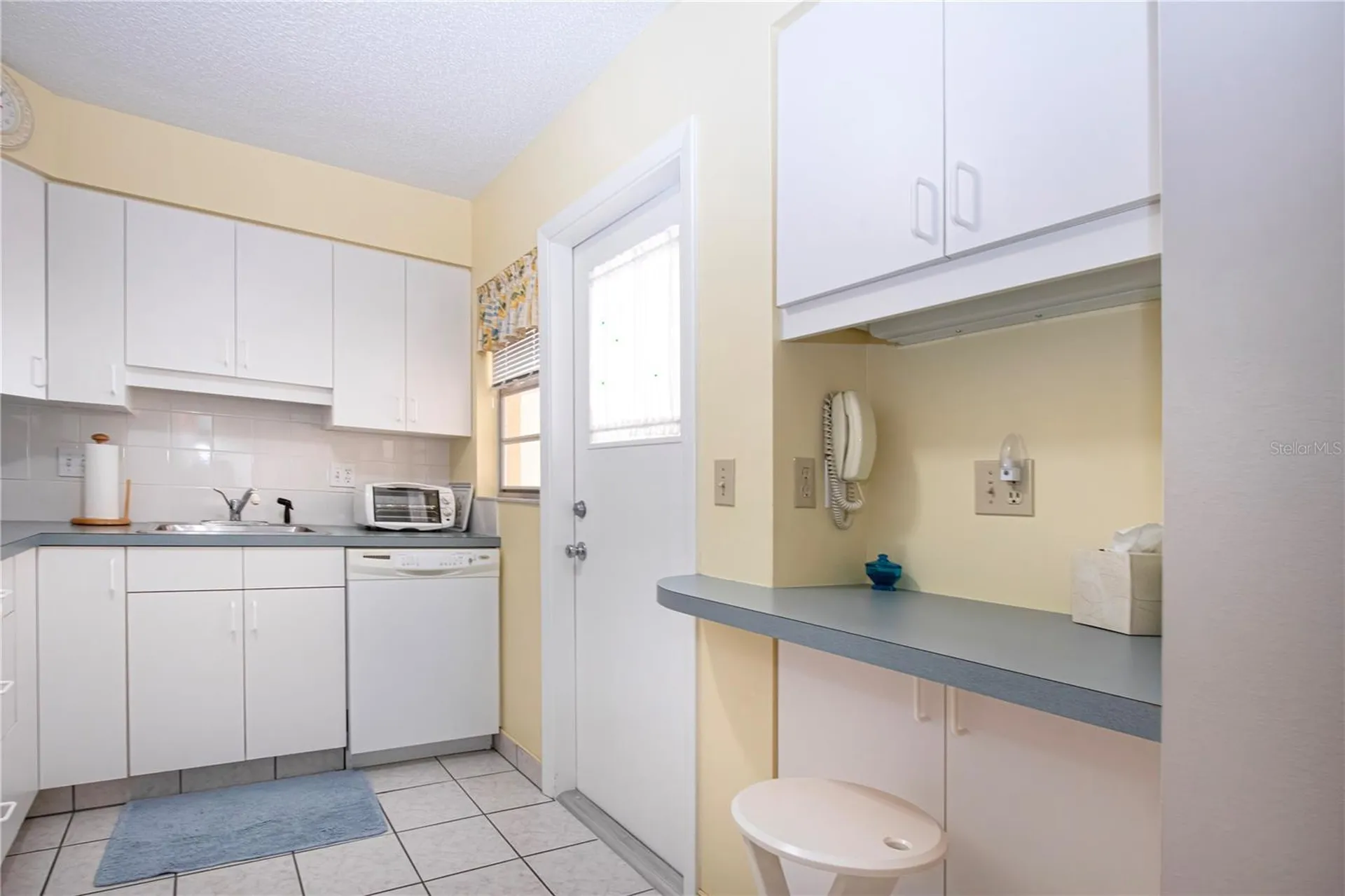 390 301 Boulevard W Bradenton FL 34205