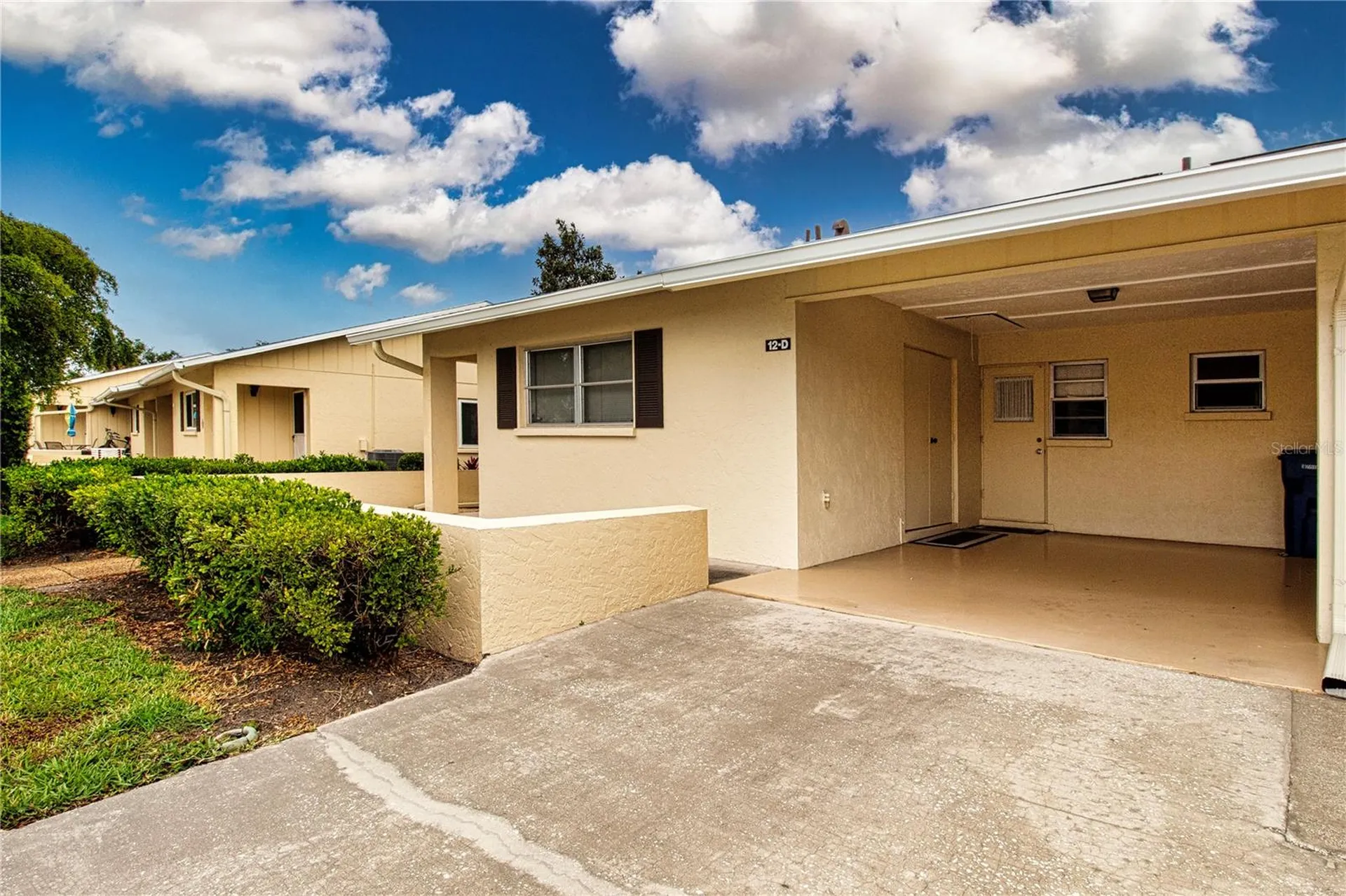 390 301 Boulevard W Bradenton FL 34205