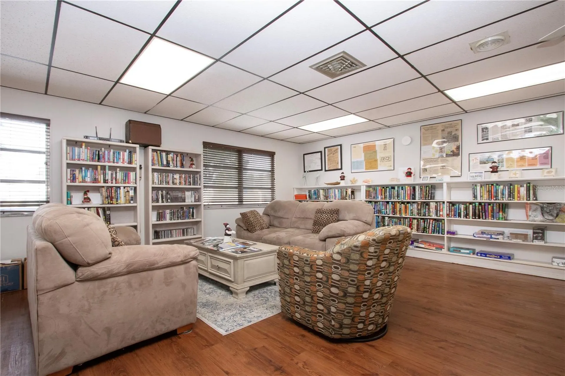 390 301 Boulevard W Bradenton FL 34205