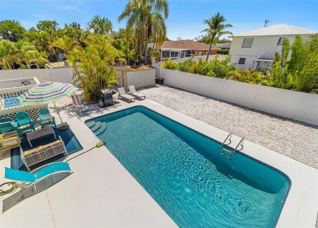 8517 43rd Avenue W Bradenton FL 34209