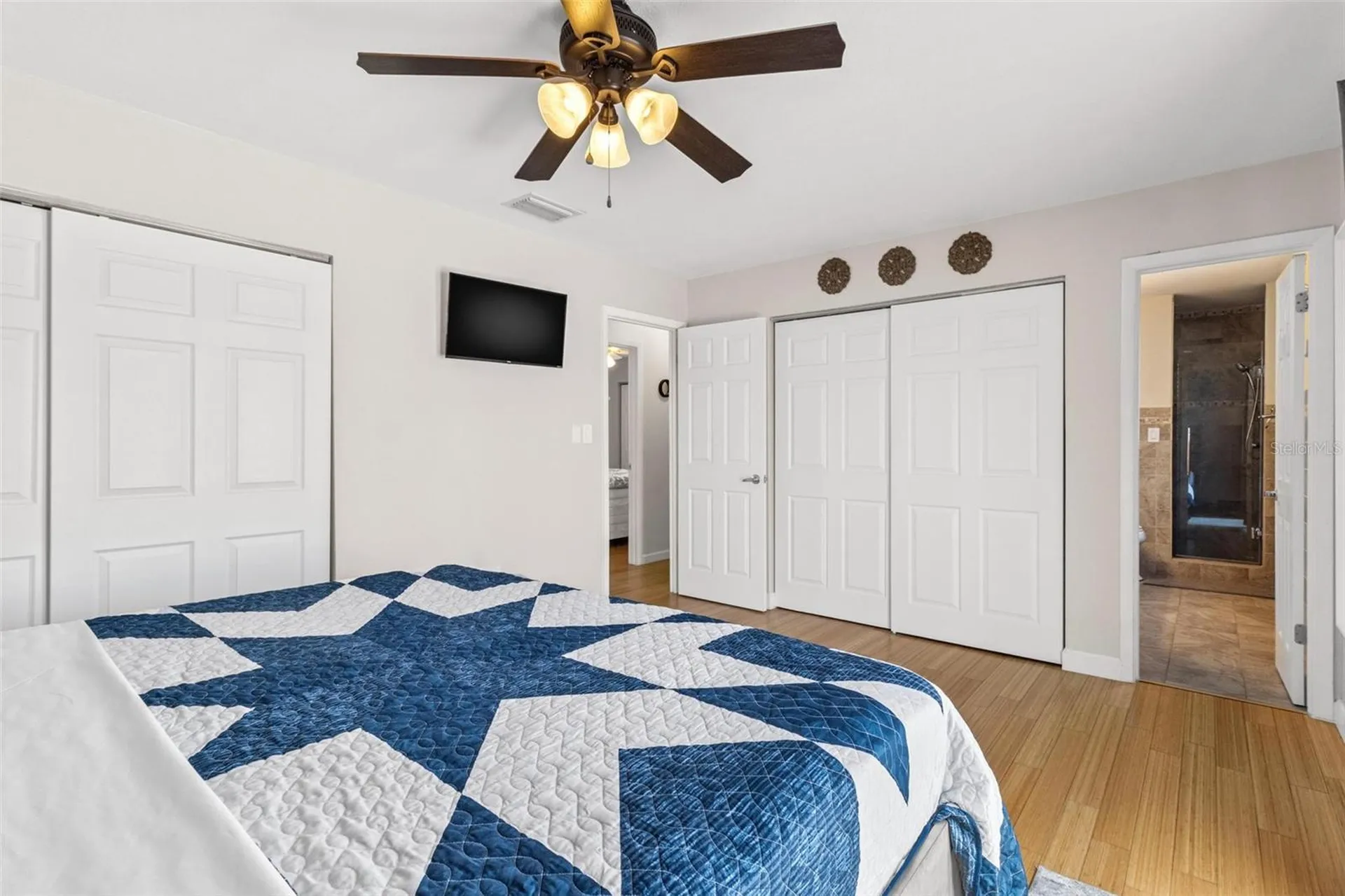 8517 43rd Avenue W Bradenton FL 34209