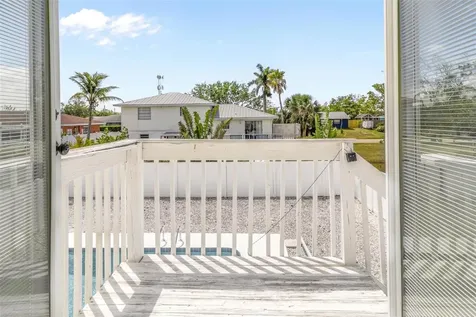 8517 43rd Avenue W Bradenton FL 34209