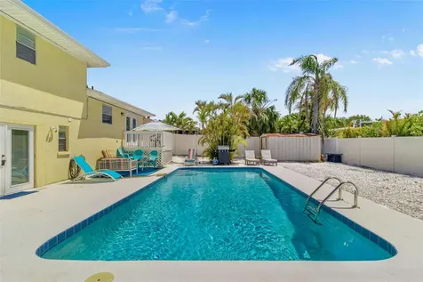 8517 43rd Avenue W Bradenton FL 34209