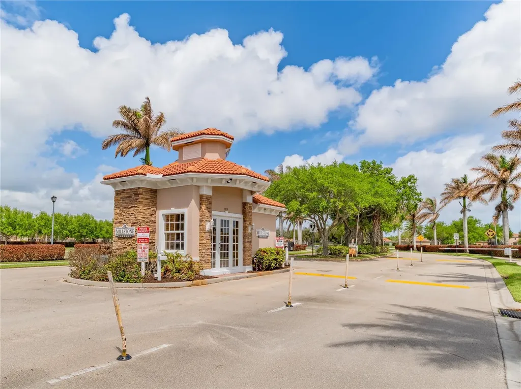 1724 Belmont Circle SW Vero Beach FL 32968