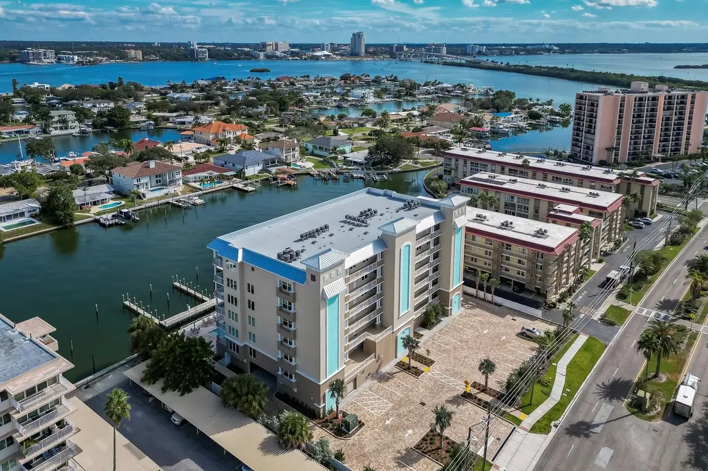 125 Island Way Clearwater Beach FL 33767