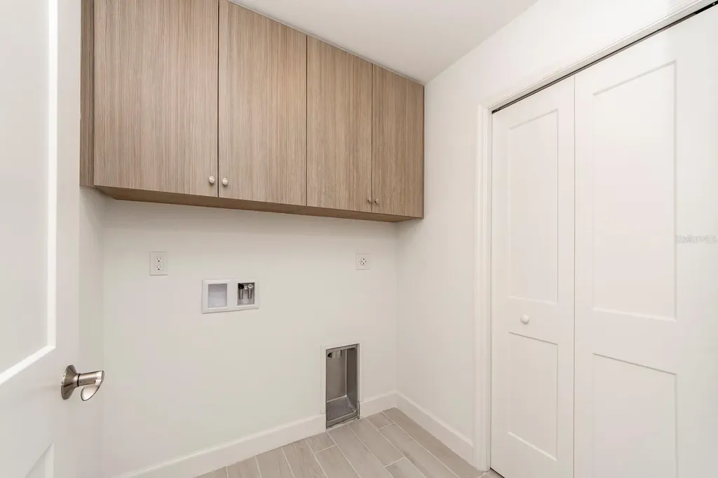 125 Island Way Clearwater Beach FL 33767