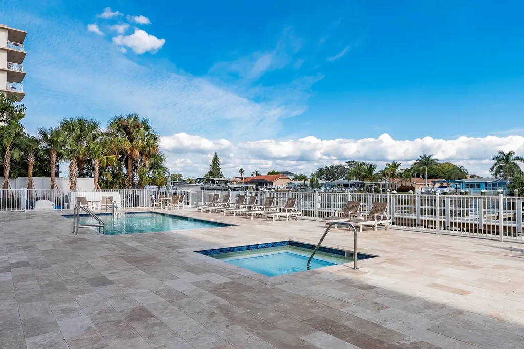 125 Island Way Clearwater Beach FL 33767
