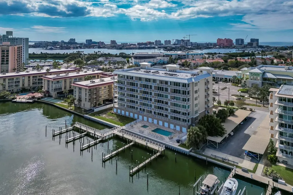 125 Island Way Clearwater Beach FL 33767