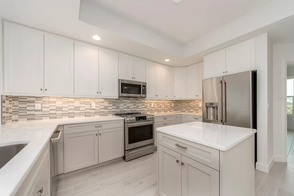 125 Island Way Clearwater Beach FL 33767