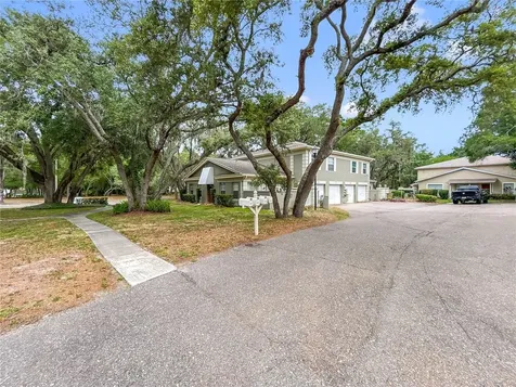 6206 Greenleaf Lane Tampa FL 33617