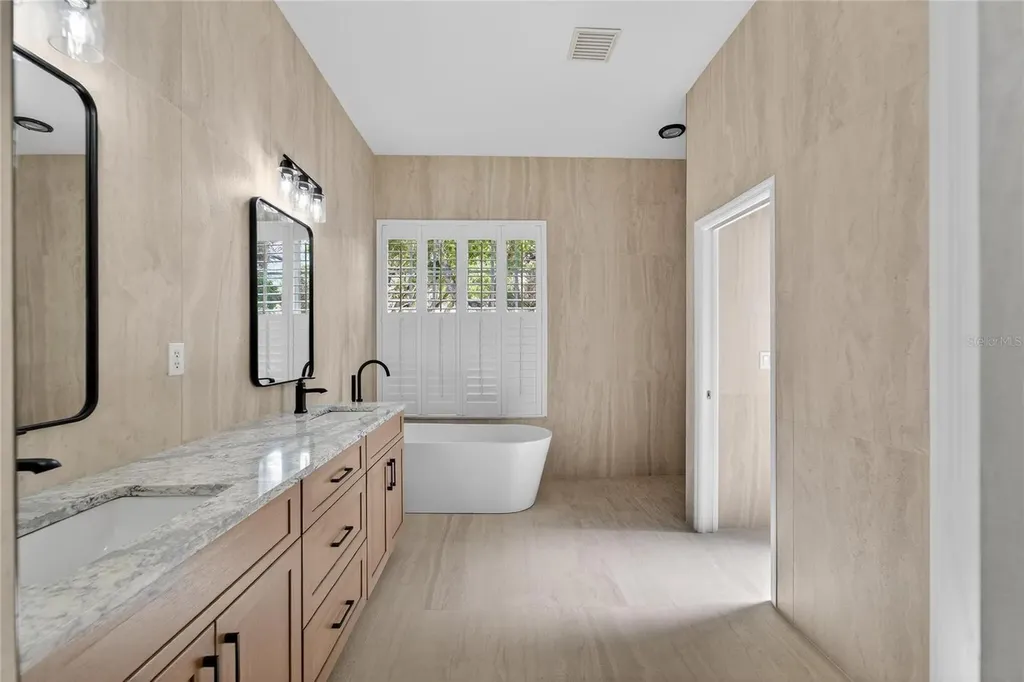 5608 Osprey Park Place Lithia FL 33547