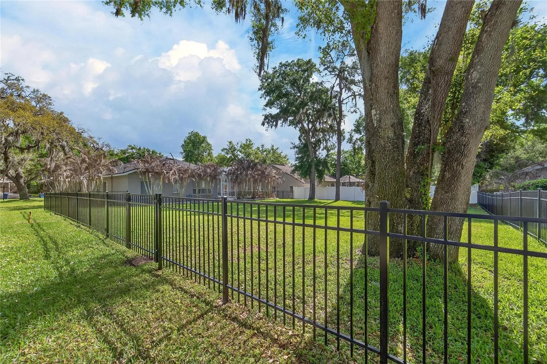 5608 Osprey Park Place Lithia FL 33547