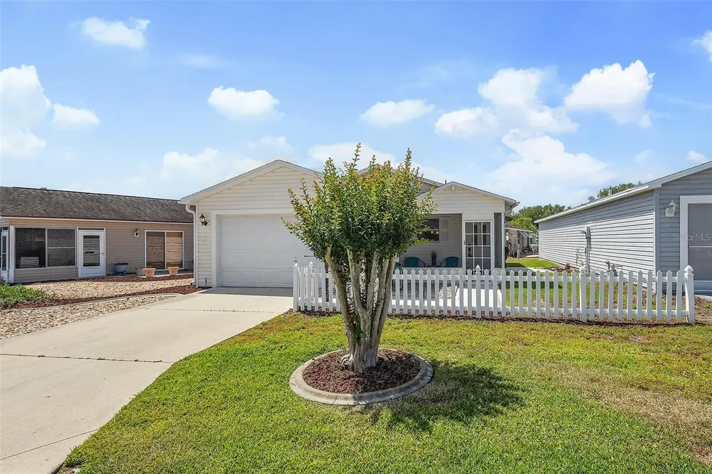 1668 Campos Drive The Villages FL 32162
