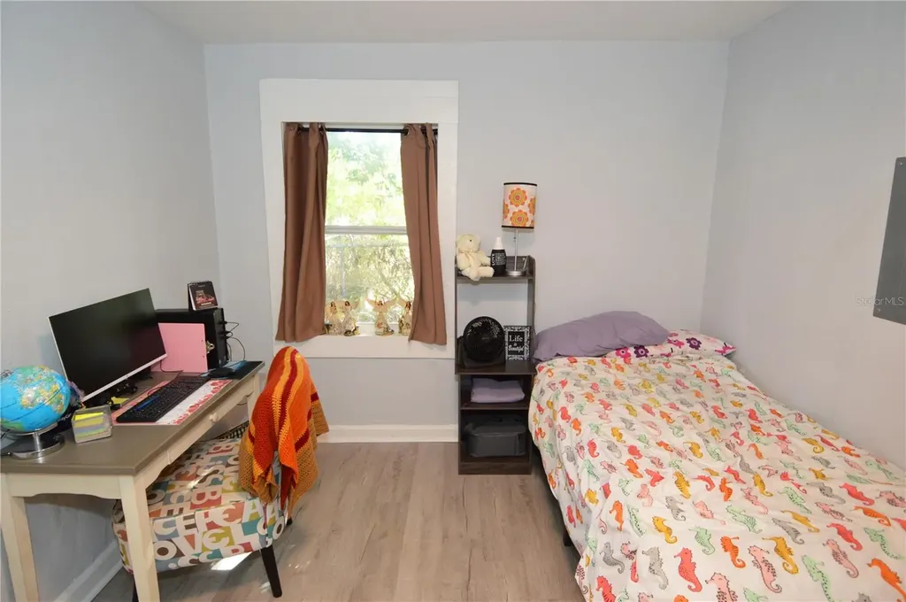 2852 60th Avenue N St Petersburg FL 33714