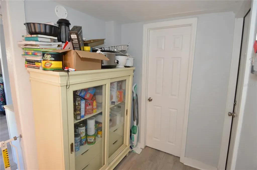 2852 60th Avenue N St Petersburg FL 33714