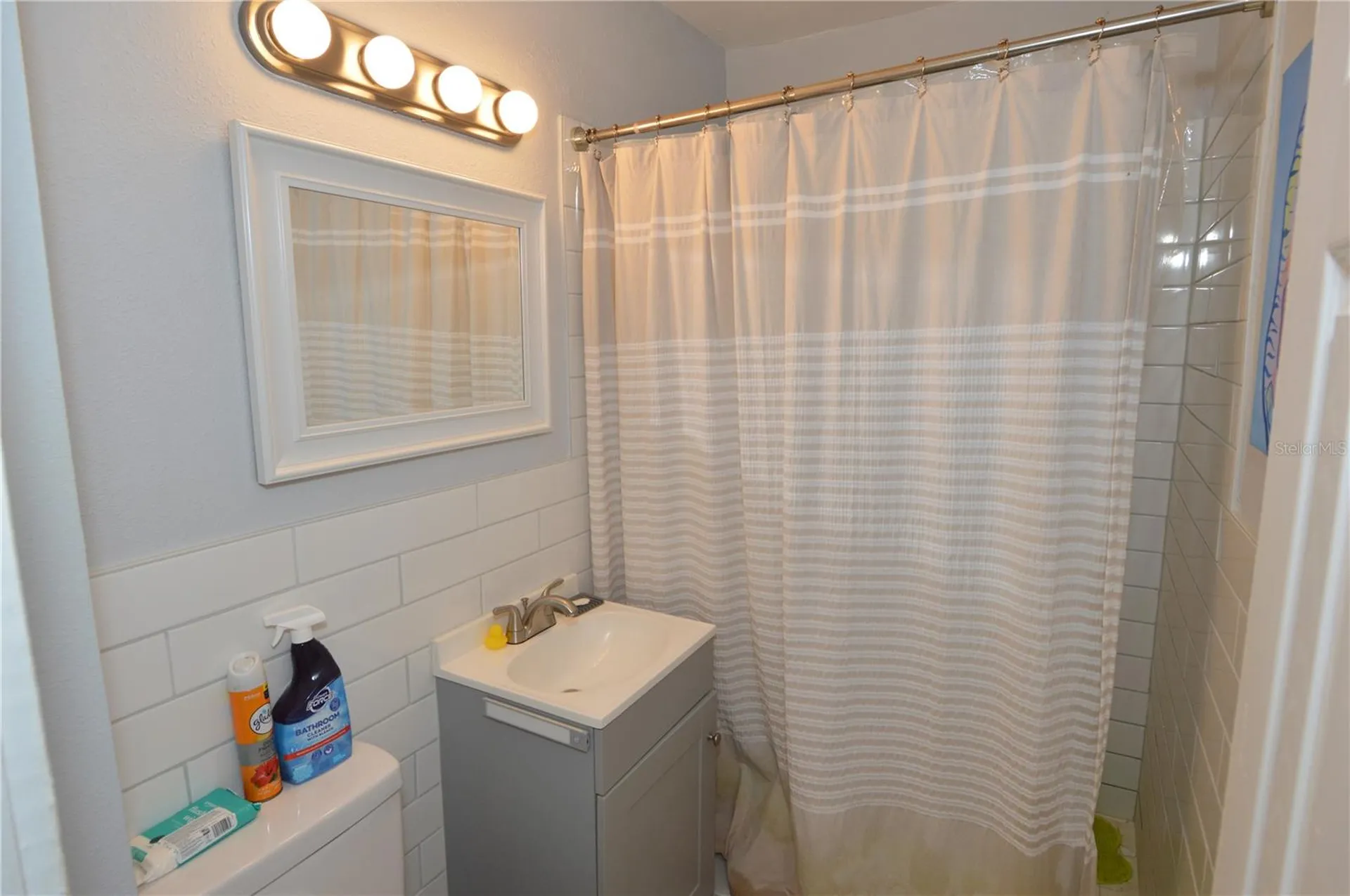 2852 60th Avenue N St Petersburg FL 33714