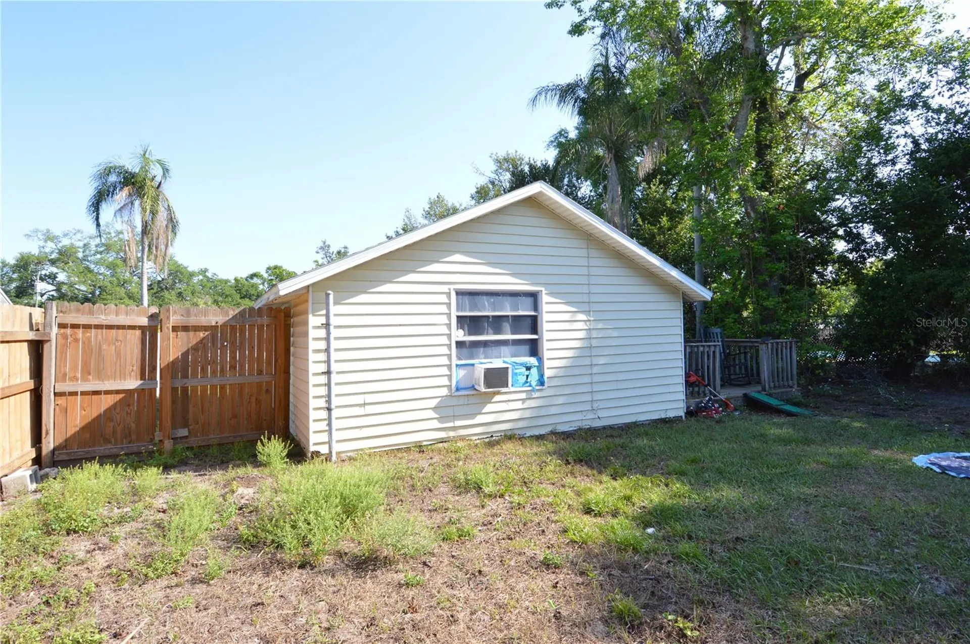 2852 60th Avenue N St Petersburg FL 33714