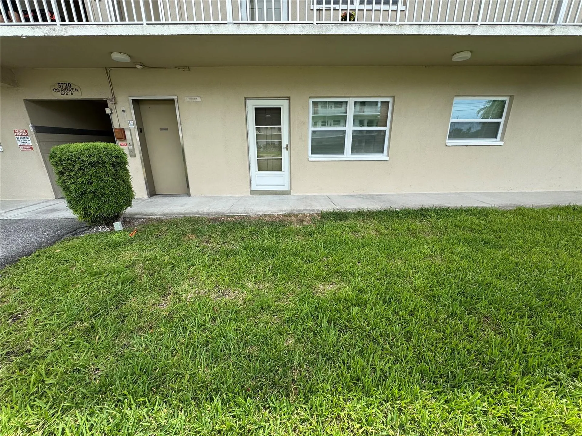 5720 13th Avenue N St Petersburg FL 33710