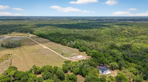 14949 W Highway 100 Bunnell FL 32110