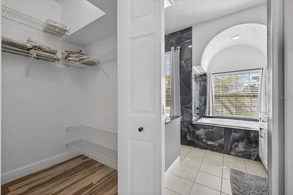 4613 Mariner Boulevard Spring Hill FL 34609