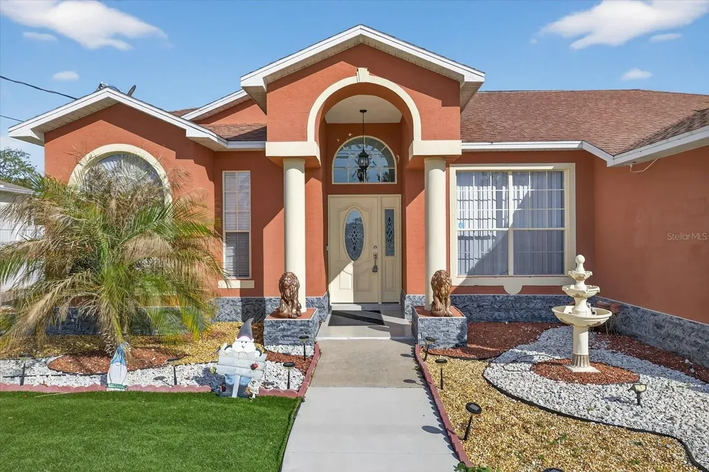 4613 Mariner Boulevard Spring Hill FL 34609