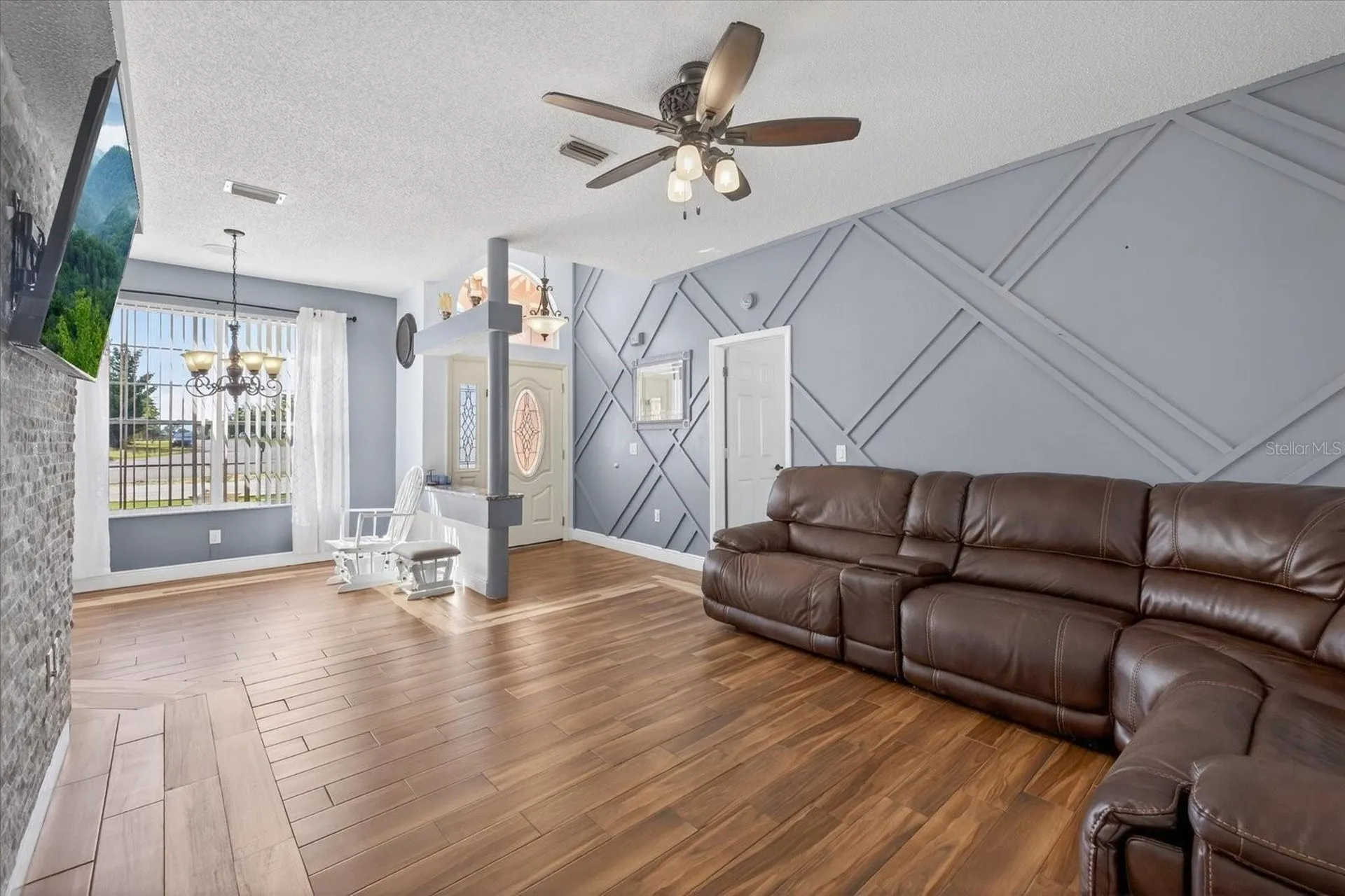 4613 Mariner Boulevard Spring Hill FL 34609