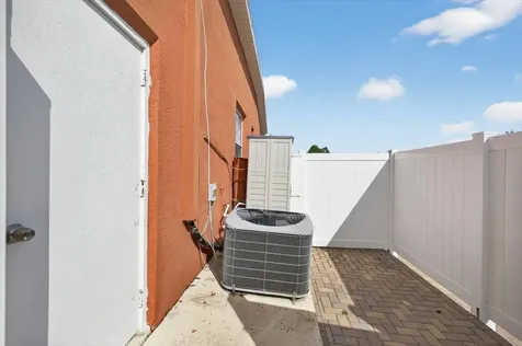 4613 Mariner Boulevard Spring Hill FL 34609