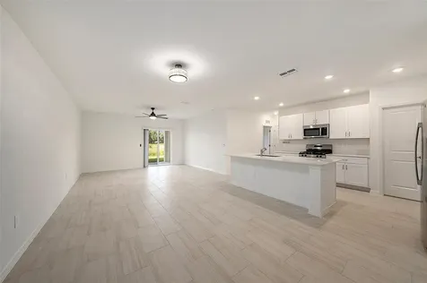 35233 Gravelly Drive Zephyrhills FL 33541